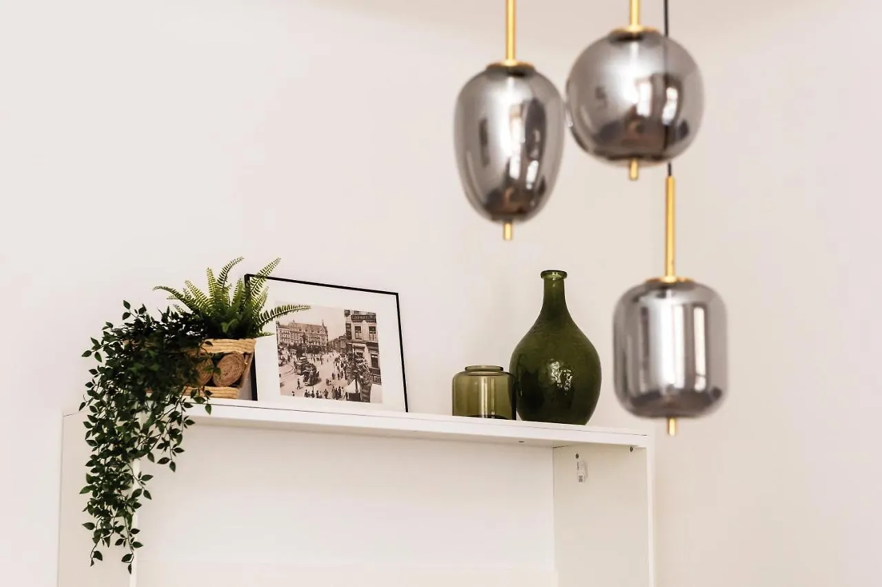 Apartment #New# Biz Apt | 5min HBF | HotSpot2go | Berlin Art